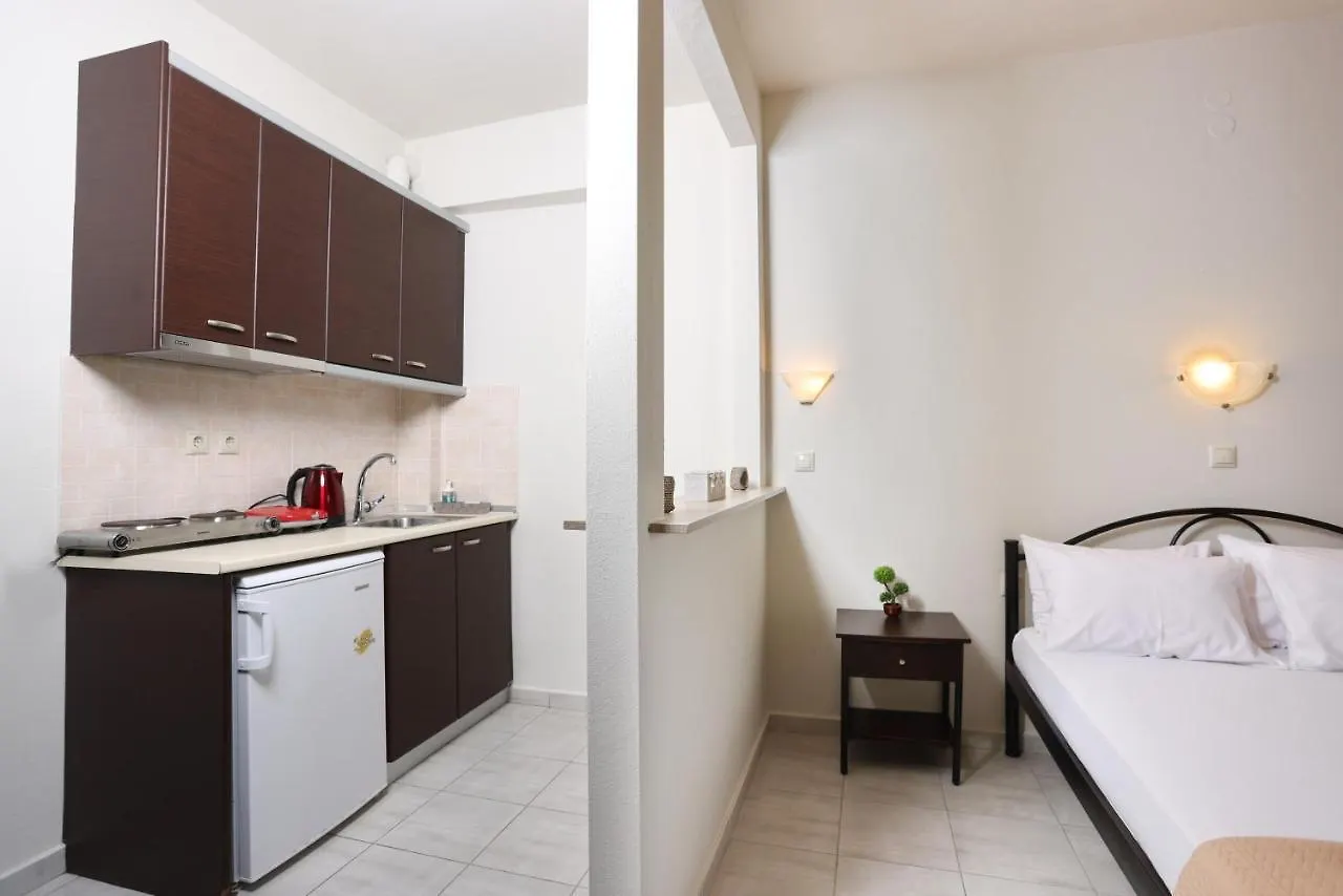 Avra Studios Paliouri 0*,